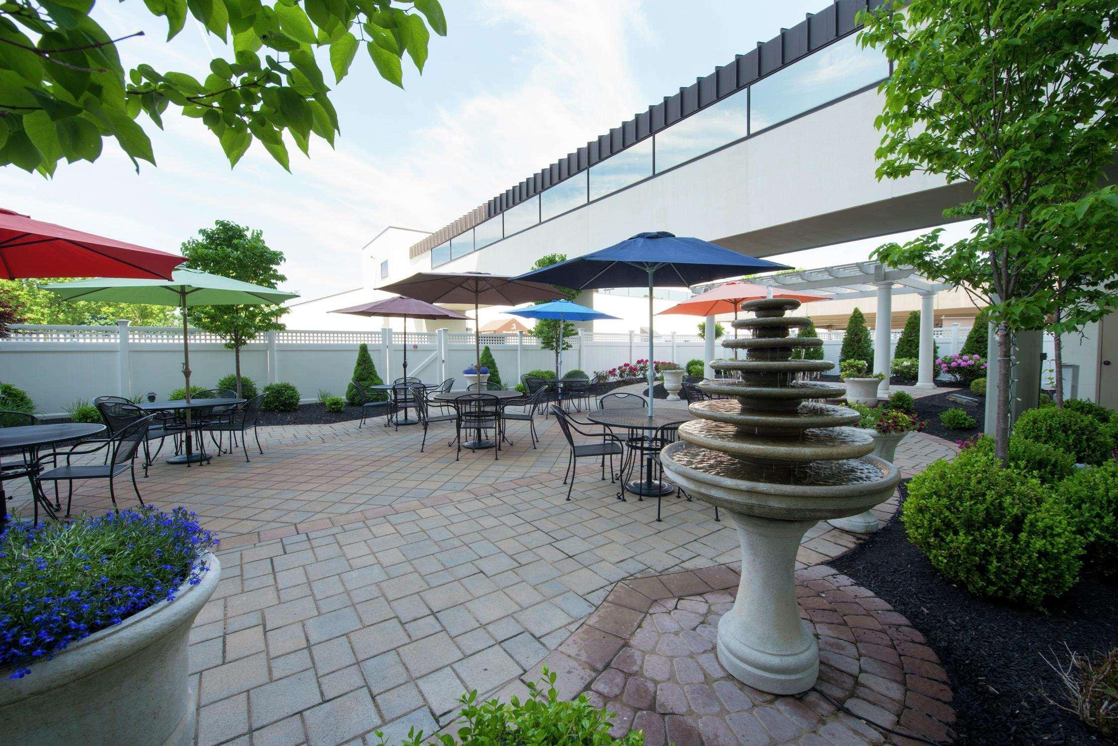 Doubletree By Hilton Binghamton Hotel Exterior photo